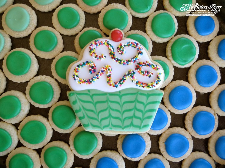 birthday cookie cupcake