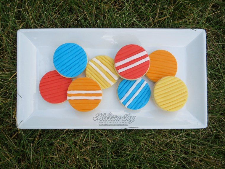 croquet ball cookies with fondant