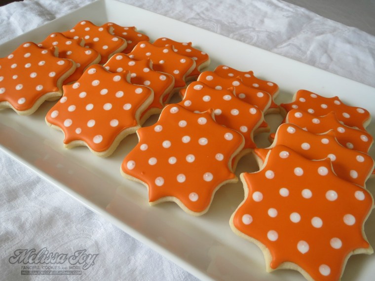 plaques with dots by melissa joy cookies