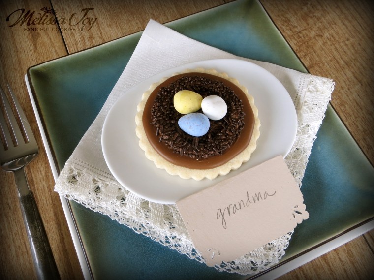 bird nest cookie place setting by melissa joy